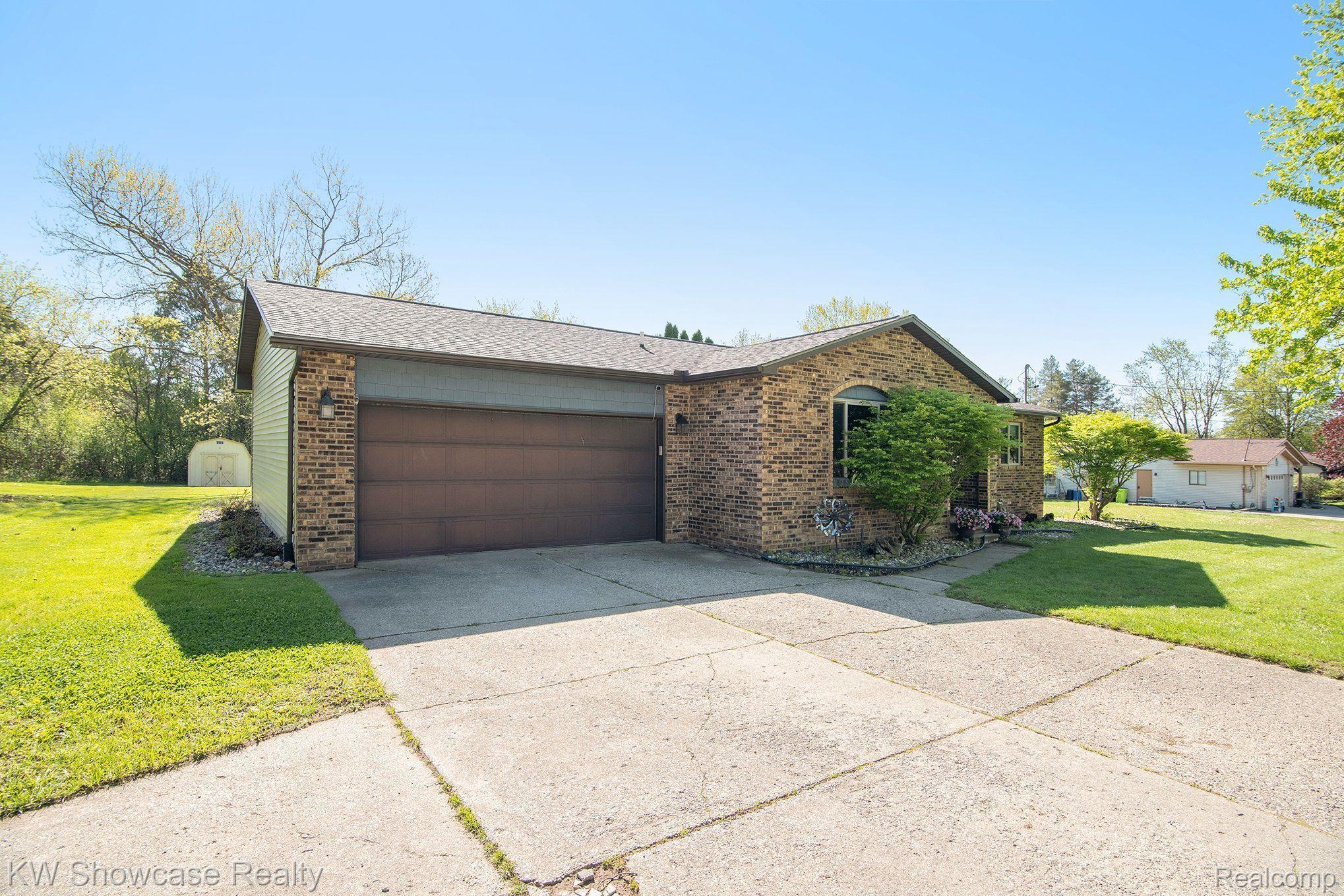 4045 Elms Road Swartz Creek, MI 48473 - Photo 11 of 27