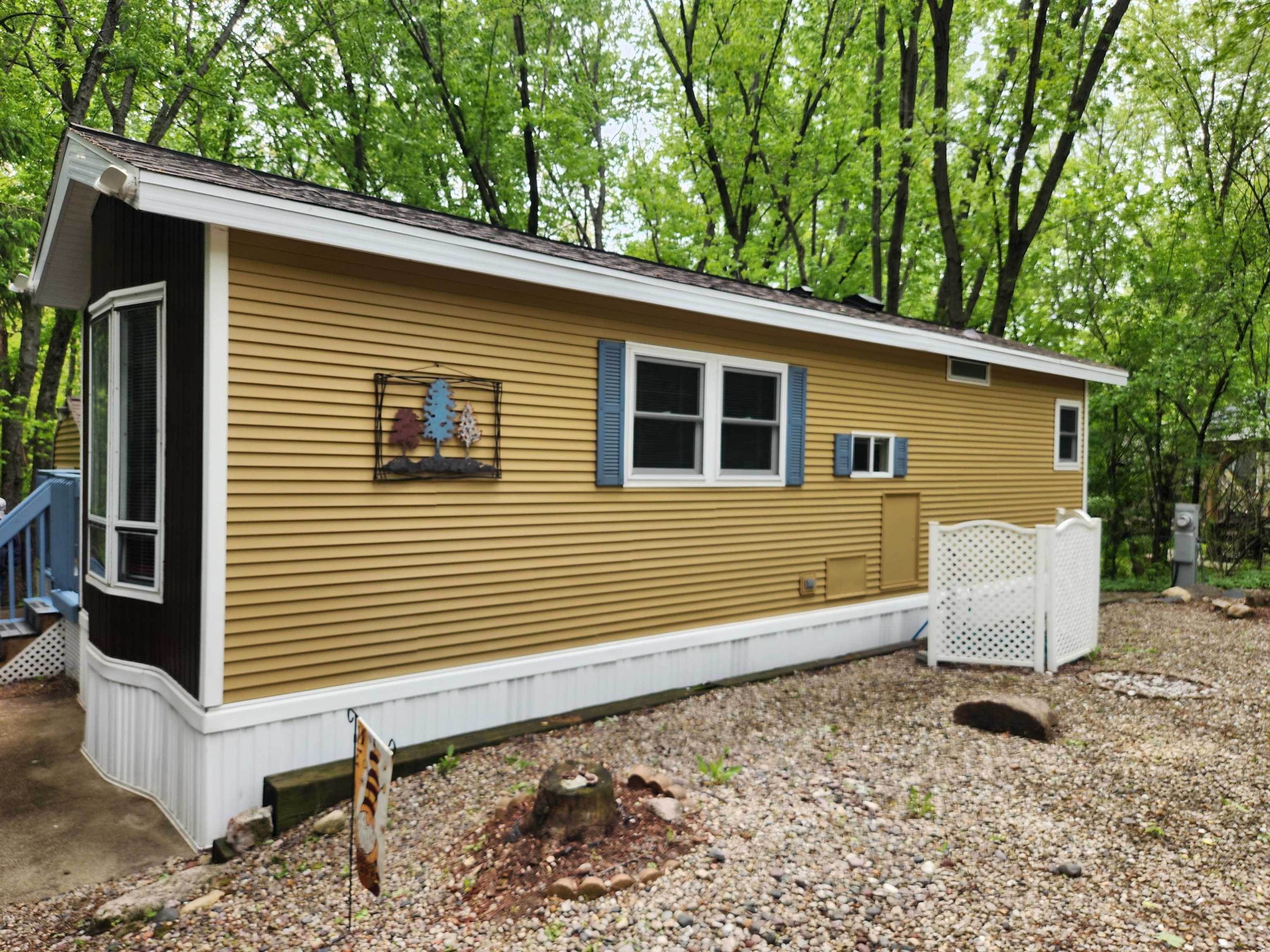 495 Sunset Edgerton, WI 53534 - Photo 2 of 22