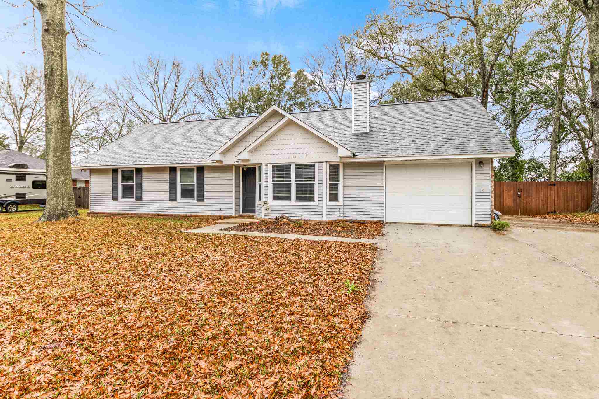 4721 Frontier Road Pace, FL 32571 - Photo 1 of 31