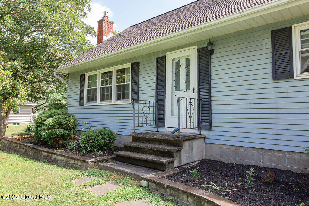 2270 North Old Post Road Schodack, NY 12033 - Photo 2 of 66 2270NOldPostRd(2of10)