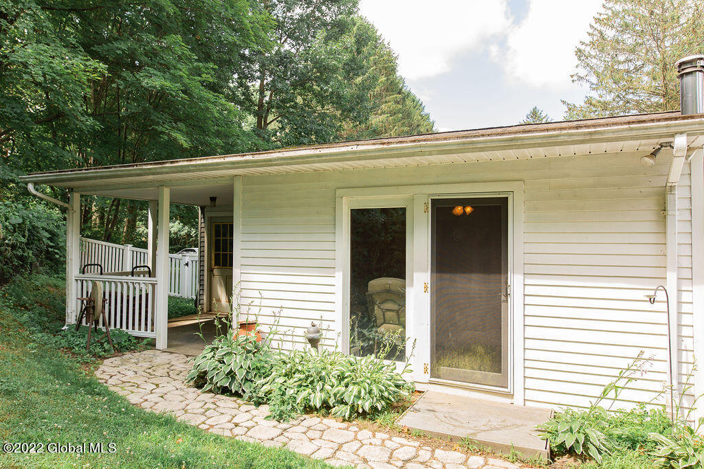 2270 North Old Post Road Schodack, NY 12033 - Photo 4 of 66 2270NOldPostRd(4of10)