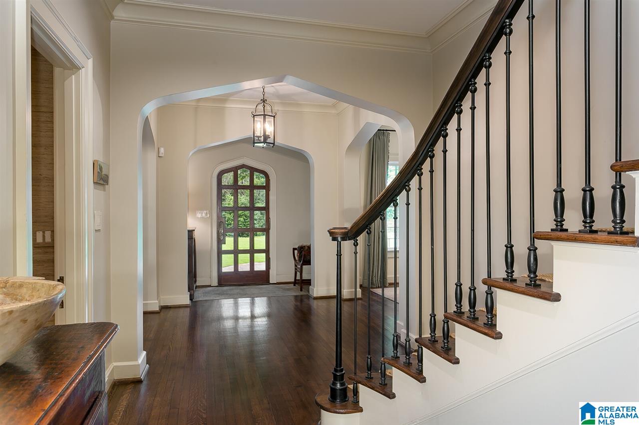 3013 Canterbury Road Birmingham, AL 35223 - Photo 2 of 49
