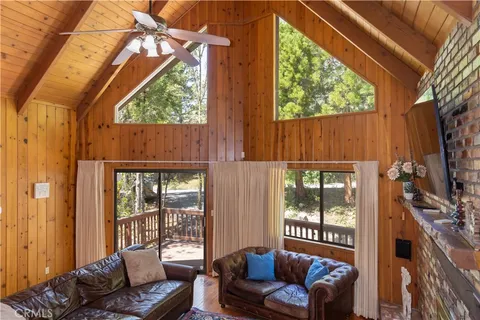 $615,000 | 27207 Bernina Drive, Lake Arrowhead, CA 92352