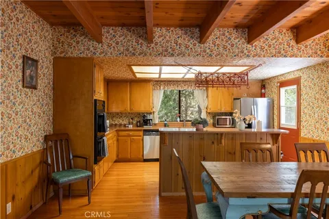 $615,000 | 27207 Bernina Drive, Lake Arrowhead, CA 92352