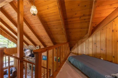$615,000 | 27207 Bernina Drive, Lake Arrowhead, CA 92352