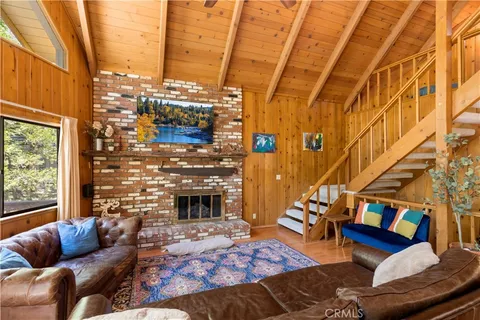 $615,000 | 27207 Bernina Drive, Lake Arrowhead, CA 92352