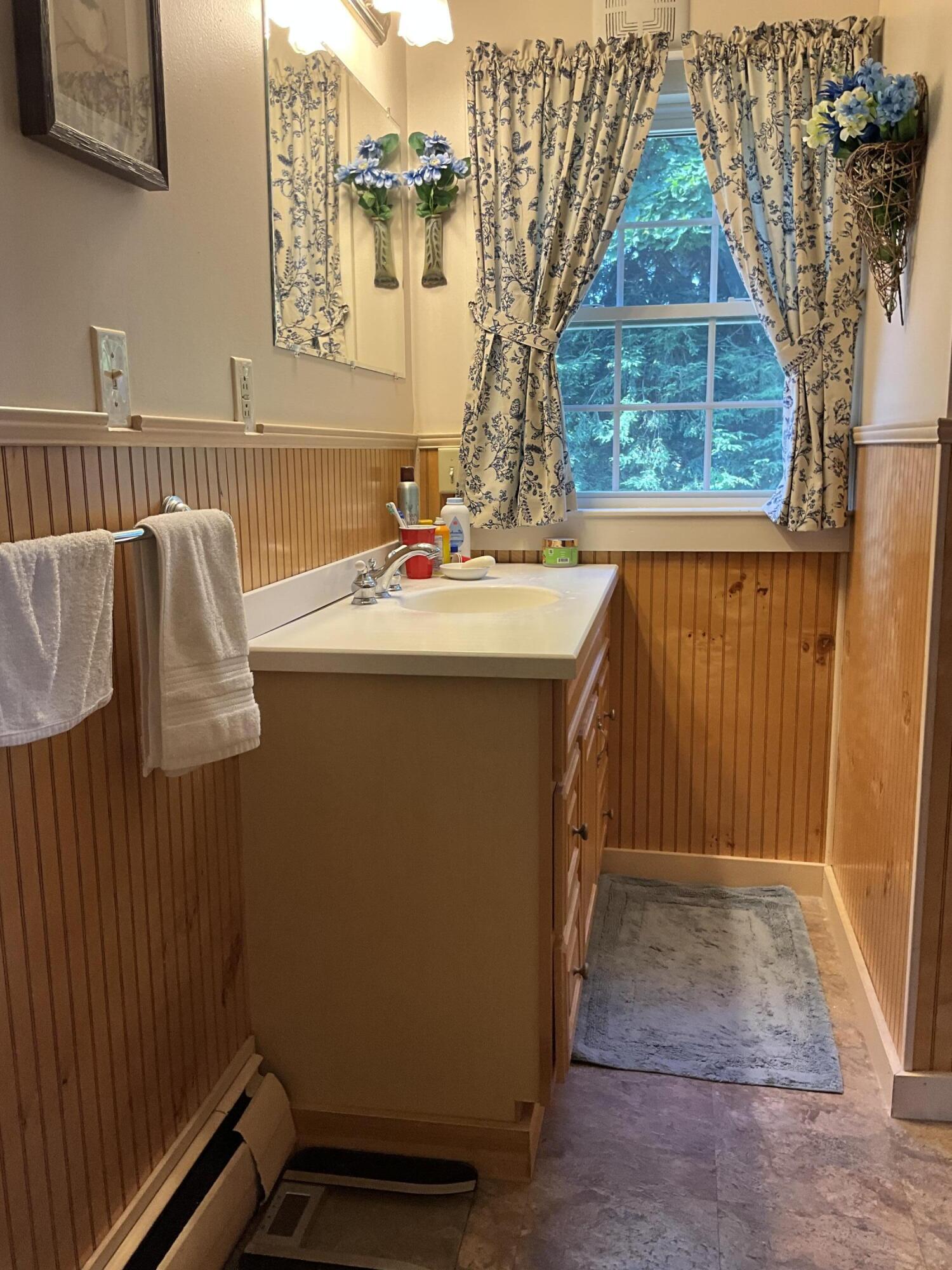 17 Broadlawn Drive Brewer, ME 04412 - Photo 11 of 34 IMG_0375