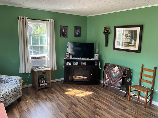 $280,000 | 17 Broadlawn Drive, Brewer, ME 04412