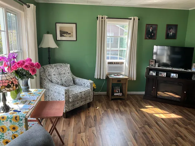 $280,000 | 17 Broadlawn Drive, Brewer, ME 04412