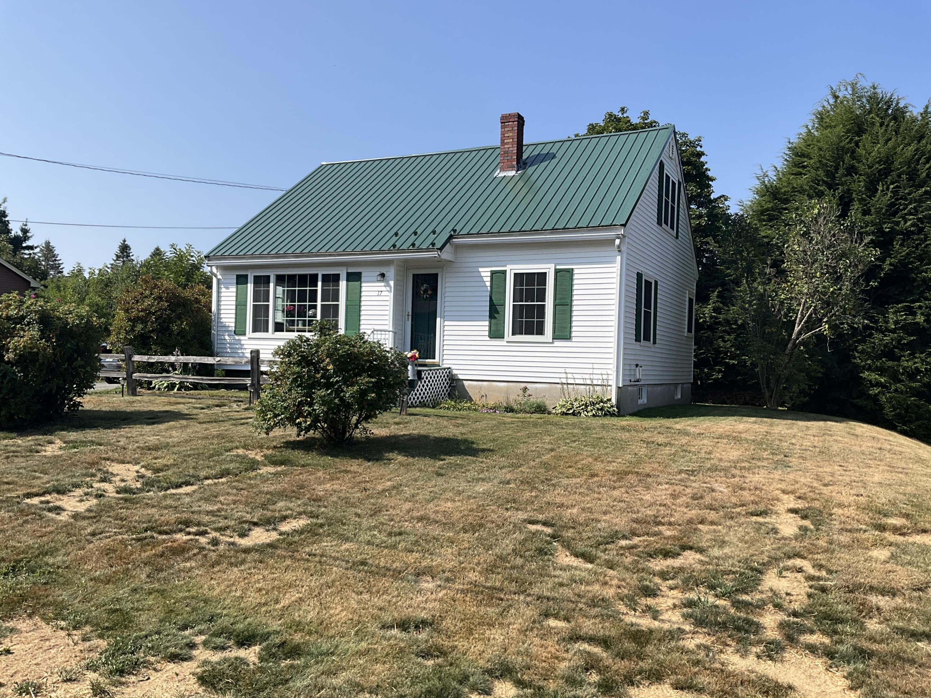 17 Broadlawn Drive Brewer, ME 04412 - Photo 3 of 34 IMG_0371