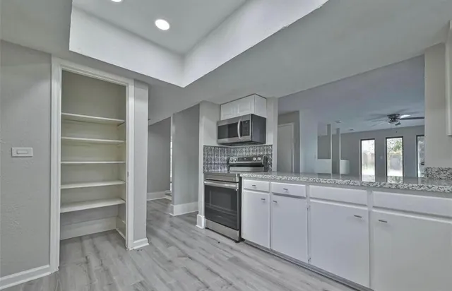 $2,300 | 17805 Villa Way Drive, Spring, TX 77379