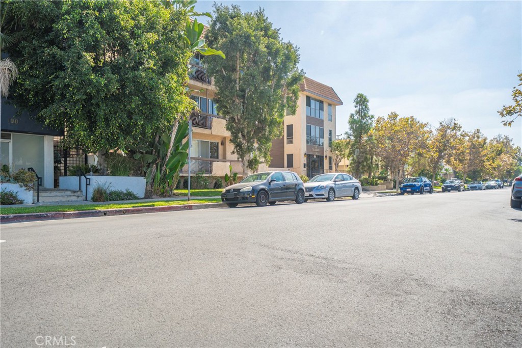 104 South Hayworth Avenue, Unit 204 Los Angeles, CA 90048 - Photo 28 of 52 a view of a street with houses