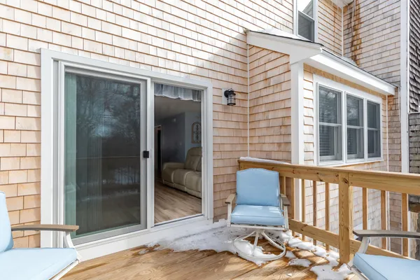 $445,000 | 4 Harbor Hill Drive, Unit 4, Buzzards Bay, MA 02532