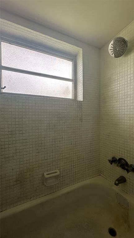 4163 Southwest 67th Avenue, Unit 211C Davie, FL 33314 - Photo 14 of 16