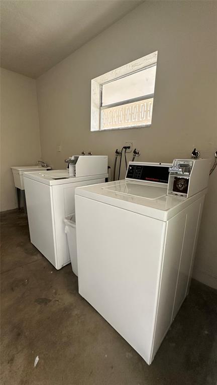 4163 Southwest 67th Avenue, Unit 211C Davie, FL 33314 - Photo 3 of 16