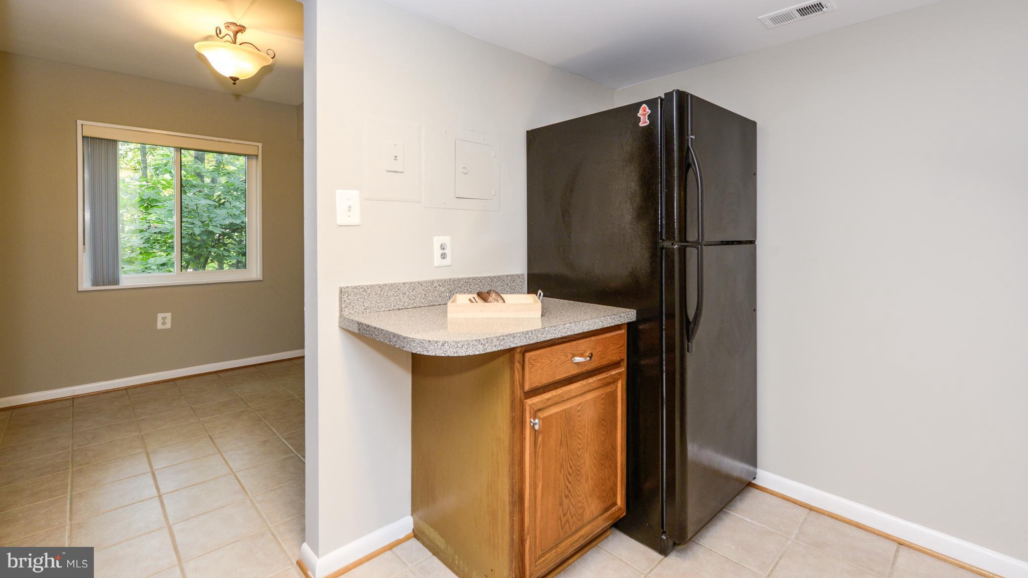1419 Northgate Square, Unit 22B Reston, VA 20190 - Photo 6 of 30 Kitchen