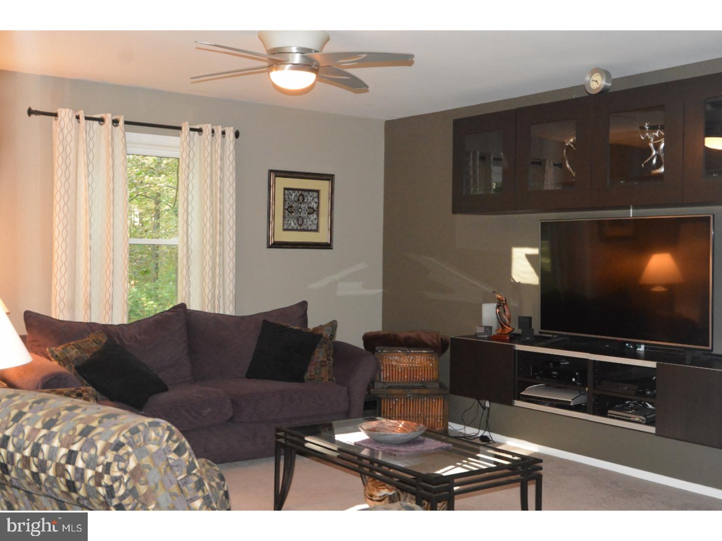 1925 Rosenberger Road Quakertown, PA 18951 - Photo 4 of 22 Living Room