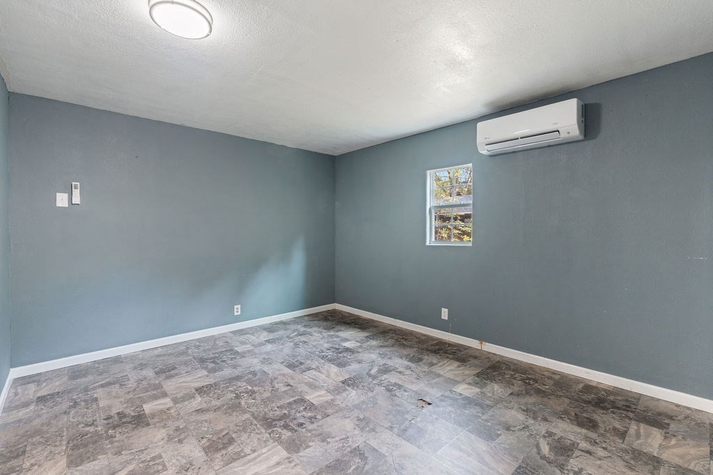 2915 Freeman Street Lufkin, TX 75901 - Photo 24 of 31 a view of an empty room