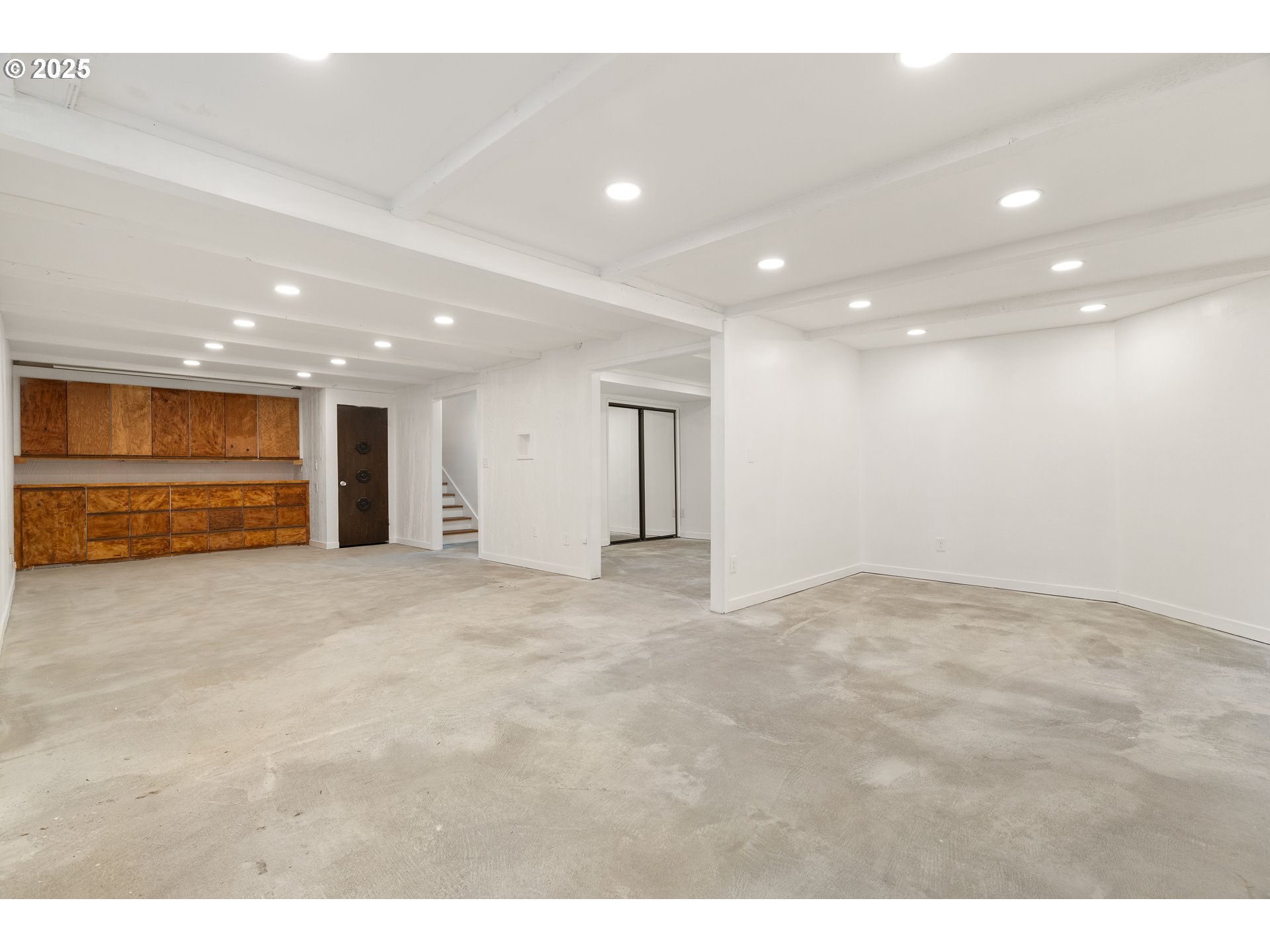 4778 Southeast Naef Road Milwaukie, OR 97267 - Photo 34 of 43 a view of an empty room