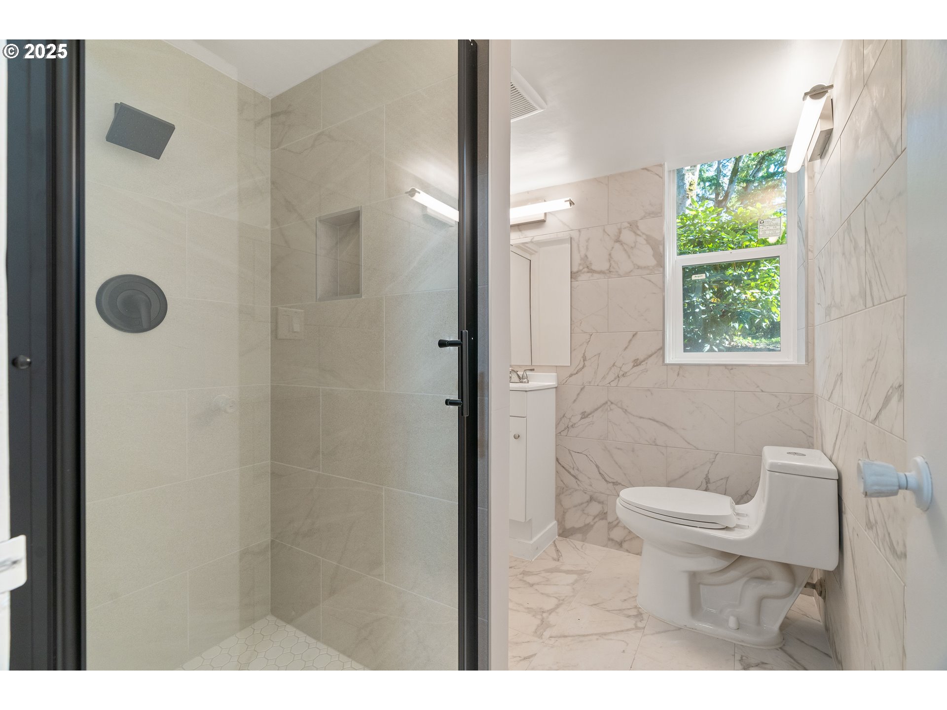 4778 Southeast Naef Road Milwaukie, OR 97267 - Photo 37 of 43 a bathroom with a toilet and a shower