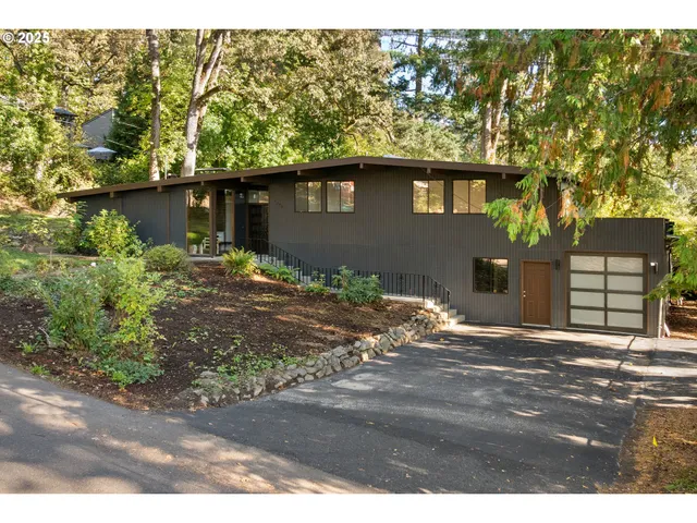 $699,900 | 4778 Southeast Naef Road, Milwaukie, OR 97267
