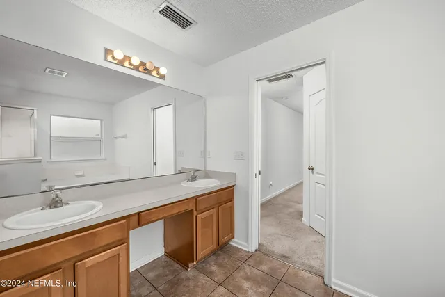 $325,000 | 171 Sanwick Drive, Jacksonville, FL 32218