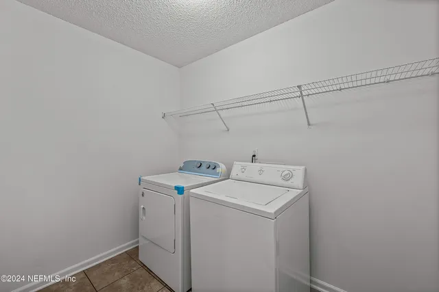 $325,000 | 171 Sanwick Drive, Jacksonville, FL 32218