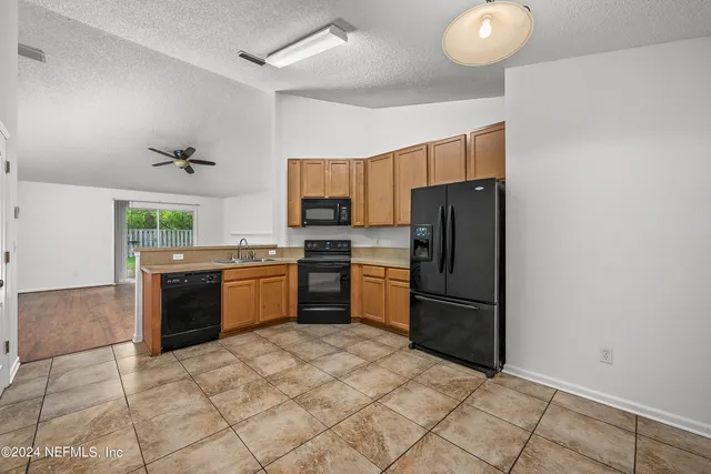 $325,000 | 171 Sanwick Drive, Jacksonville, FL 32218