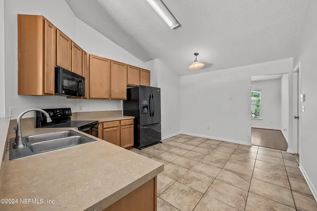 $325,000 | 171 Sanwick Drive, Jacksonville, FL 32218