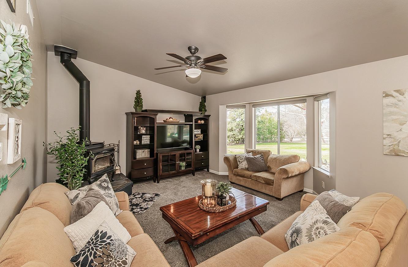 16526 Paula Road Madera, CA 93636 - Photo 12 of 79 Gallery Image 12