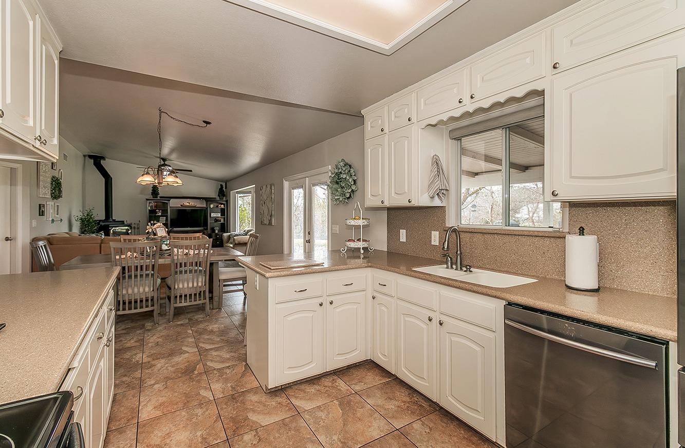 16526 Paula Road Madera, CA 93636 - Photo 19 of 79 Gallery Image 19