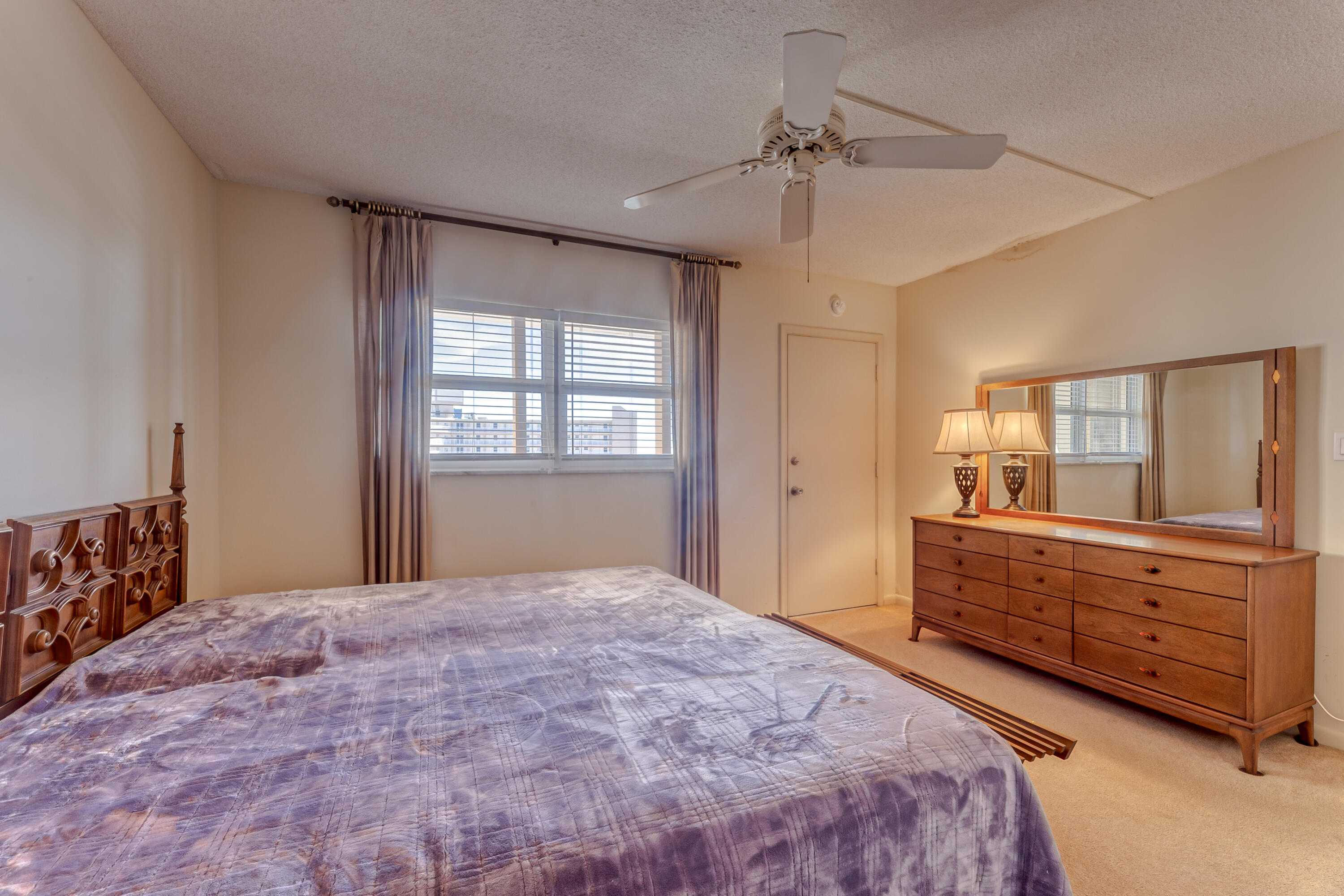 303 North Riverside Drive, Unit PH5 Pompano Beach, FL 33062 - Photo 15 of 46 Guest Suite