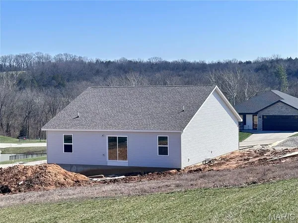 $312,800 | 419 Cloverleaf Drive, Washington, MO 63090