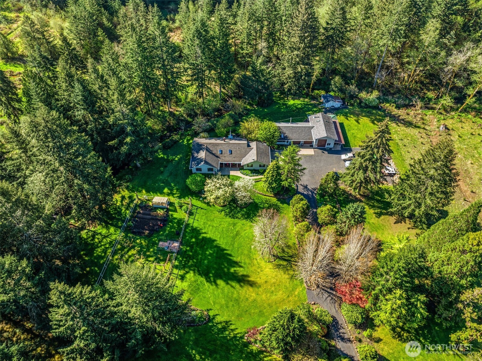 1269 King Road Winlock, WA 98596 - Photo 3 of 33