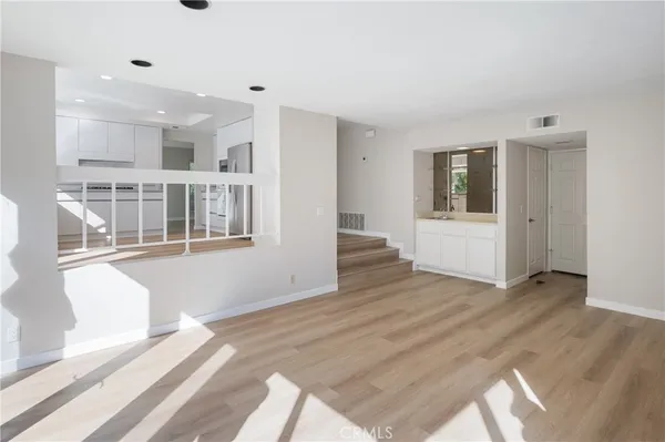 $5,500 | 2 Glorieta East, Irvine, CA 92620