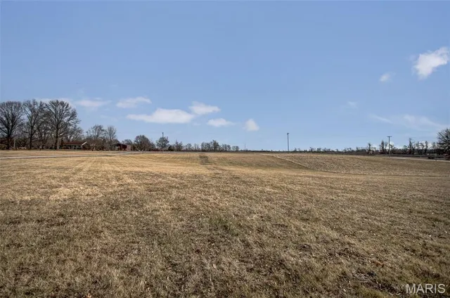 $675,000 | 6611 Quercus Grove Road, Edwardsville, IL 62025