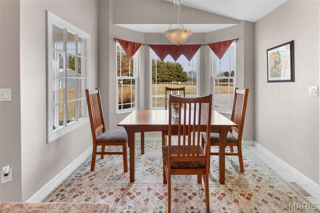 6611 Quercus Grove Road Edwardsville, IL 62025 - Photo 30 of 94 Gallery Image 30
