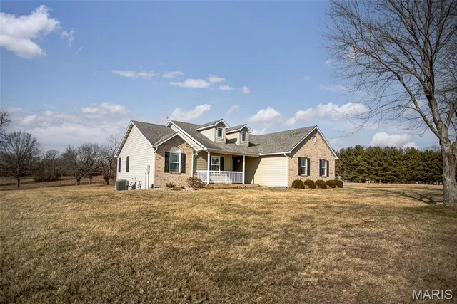 $675,000 | 6611 Quercus Grove Road, Edwardsville, IL 62025