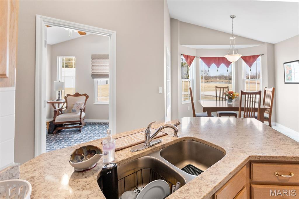 6611 Quercus Grove Road Edwardsville, IL 62025 - Photo 34 of 94 Gallery Image 34