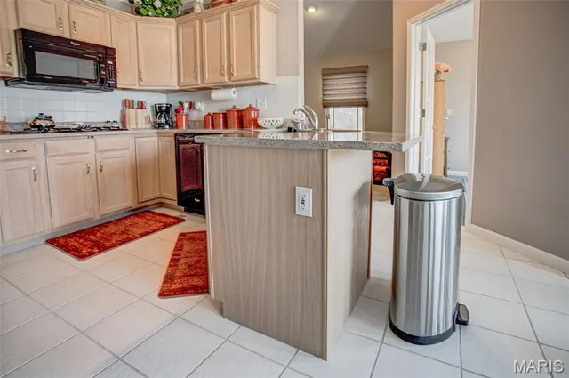 $675,000 | 6611 Quercus Grove Road, Edwardsville, IL 62025