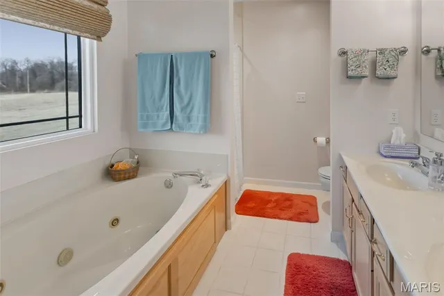 $675,000 | 6611 Quercus Grove Road, Edwardsville, IL 62025