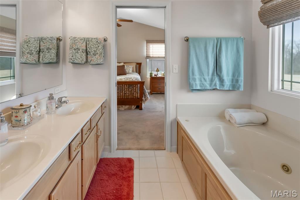 6611 Quercus Grove Road Edwardsville, IL 62025 - Photo 44 of 94 Gallery Image 44