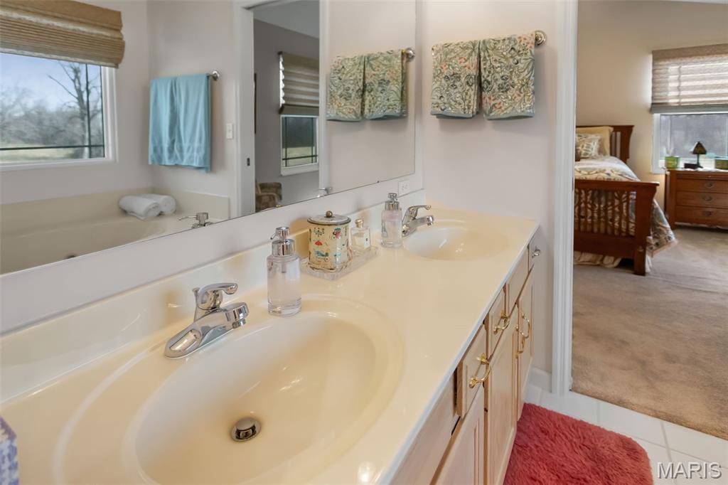 6611 Quercus Grove Road Edwardsville, IL 62025 - Photo 46 of 94 Gallery Image 46