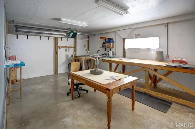 $675,000 | 6611 Quercus Grove Road, Edwardsville, IL 62025