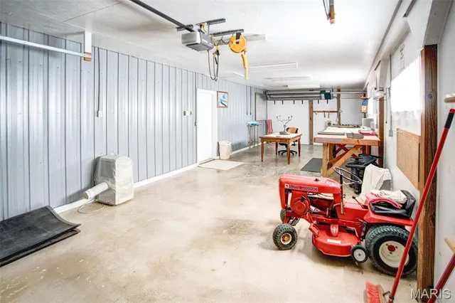 $675,000 | 6611 Quercus Grove Road, Edwardsville, IL 62025