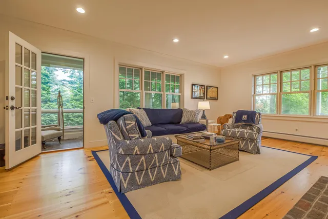 $2,750,000 | 5 Graves Lane, Mount Desert, ME 04662