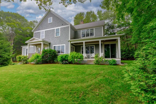 $2,750,000 | 5 Graves Lane, Mount Desert, ME 04662