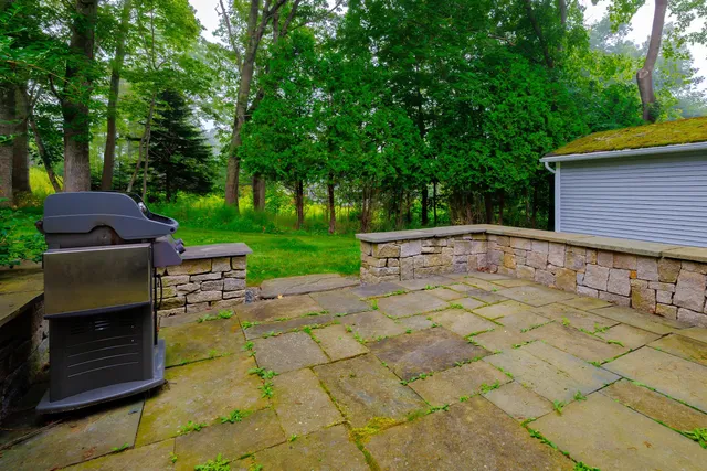 $2,750,000 | 5 Graves Lane, Mount Desert, ME 04662