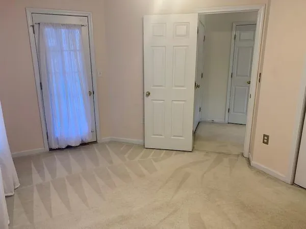 $2,275 | 110 Park Oaks Court, Cary, NC 27519