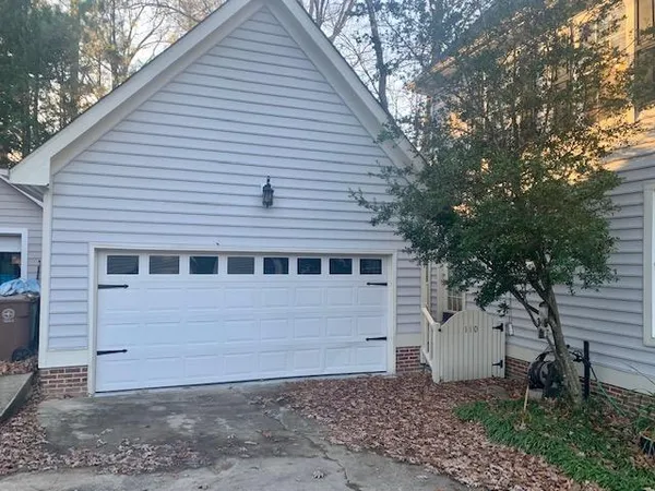 $2,275 | 110 Park Oaks Court, Cary, NC 27519